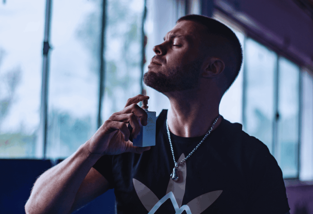 como fazer o perfume durar mais na pele