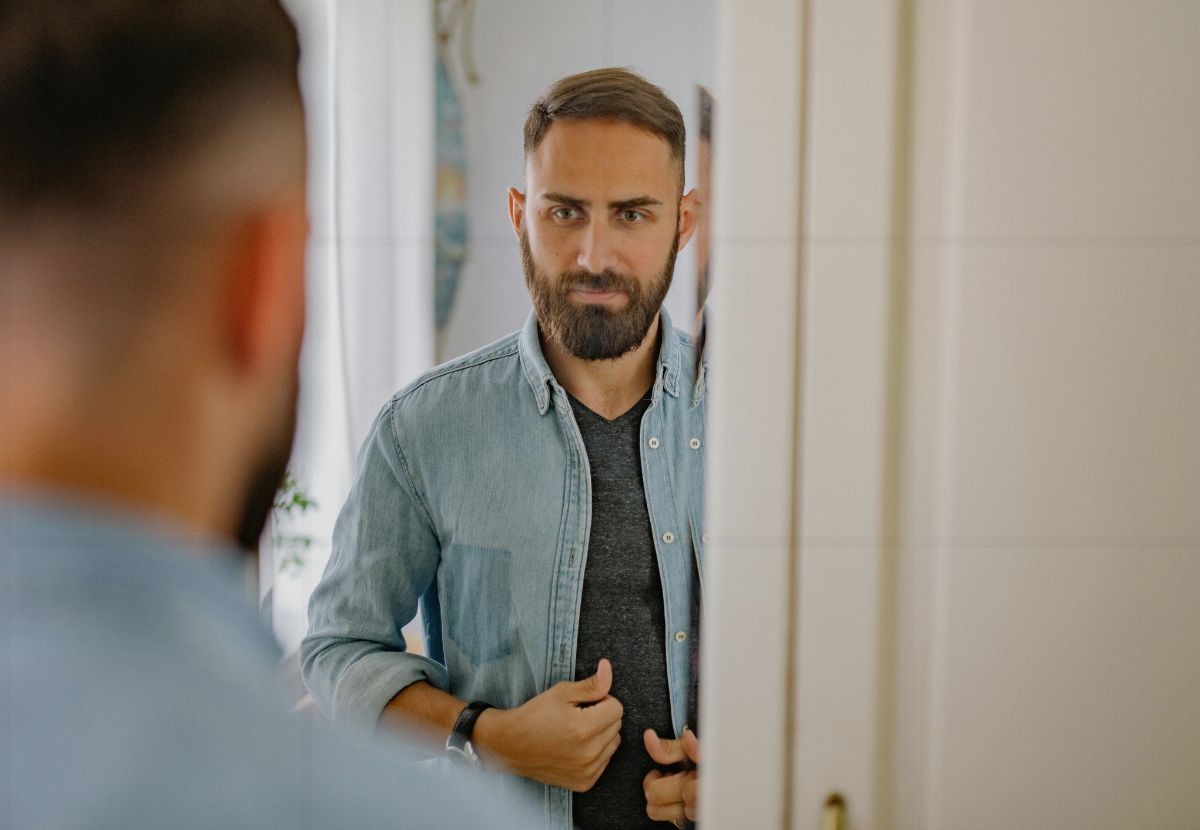 Guia Definitivo: Como Descobrir Seu Estilo Masculino e Forjar Uma Marca Pessoal Inconfundível